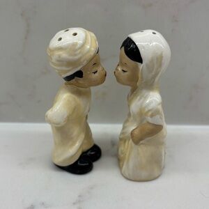 Vintage Kissing Indian Couple Salt Pepper Shakers Sweet Hearts of Nations Napco